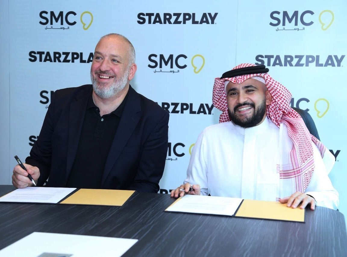 From left, Danny Bates, CEO of STARZPLAY, and Khalid Alkhudair, CEO of SMC.