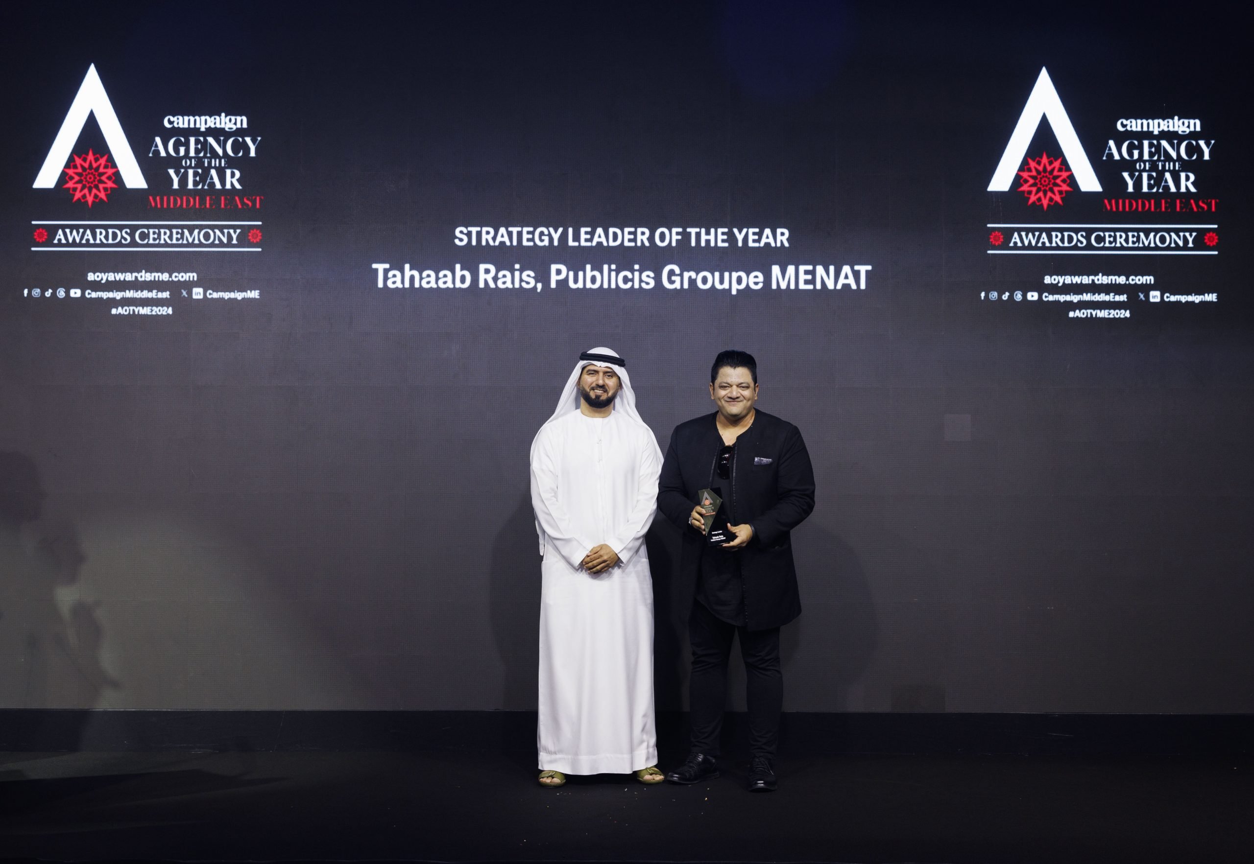 Khaled AlShehhi, Executive Director of Marketing and Communication, UAE Government Media Office, presented Tahaab Rais from Publicis Groupe MENAT with the Strategy Leader of the Year award.