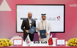 From left, Hussein Freijeh, General Manager of Snap Inc, and Sheikh Jassim bin Mansour bin Jabor Al Thani, Director of the GCO and Chairman of the Permanent Web Summit Organising Commitee sign an MoU for the Augmented Reality AR Academy