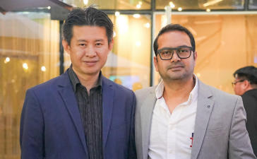 Andy NG, Managing Director, APAC at Yoyi Tech (L) and Ashish Gupta, CEO and Founder of The GenX Media.