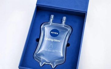 NIVEA Giving Glow