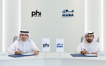 From left, Naif Saleh Alrajhi, Chairman of PHI Advertising, and Mansoor Al Sabahi, Chief Executive Officer, Mada Media.