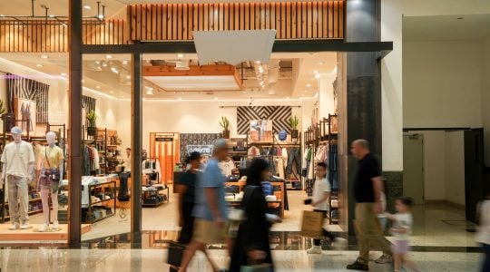 Levi's gave shoppers in the UAE a chance to engage with the viral moment firsthand through in-store activations.