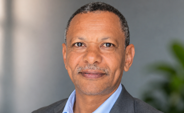 CIM MCIM Member Mohamed Hassan Abukashawa explains why marketing and sales should speak the same language.